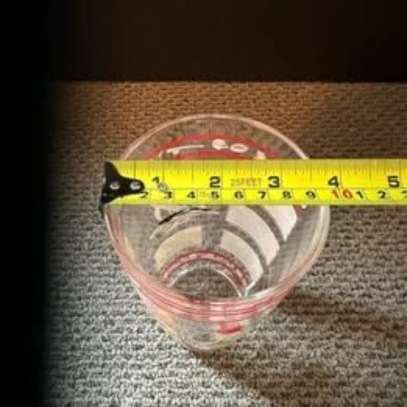 Vintage, Cocktail Shaker, sports themed with 8 drink recipes & book - Picture 7 of 10